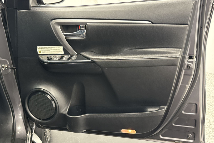 2021 Toyota Fortuner GUN156R Crusade SUV Image 19