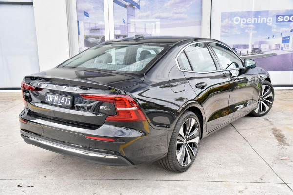2024 MY25 Volvo S60  Ultra B5 Bright Sedan Image 3