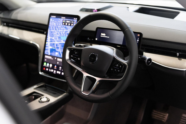 2025 Volvo EX90 No Series Plus Twin Motor SUV Image 20