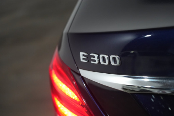 2020 Mercedes-Benz E-Class E300 Sedan Image 9