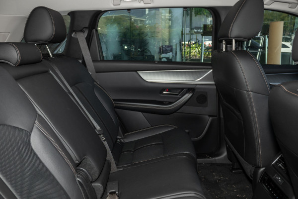 2026 Mazda CX-80 KL G40e GT SUV Image 9