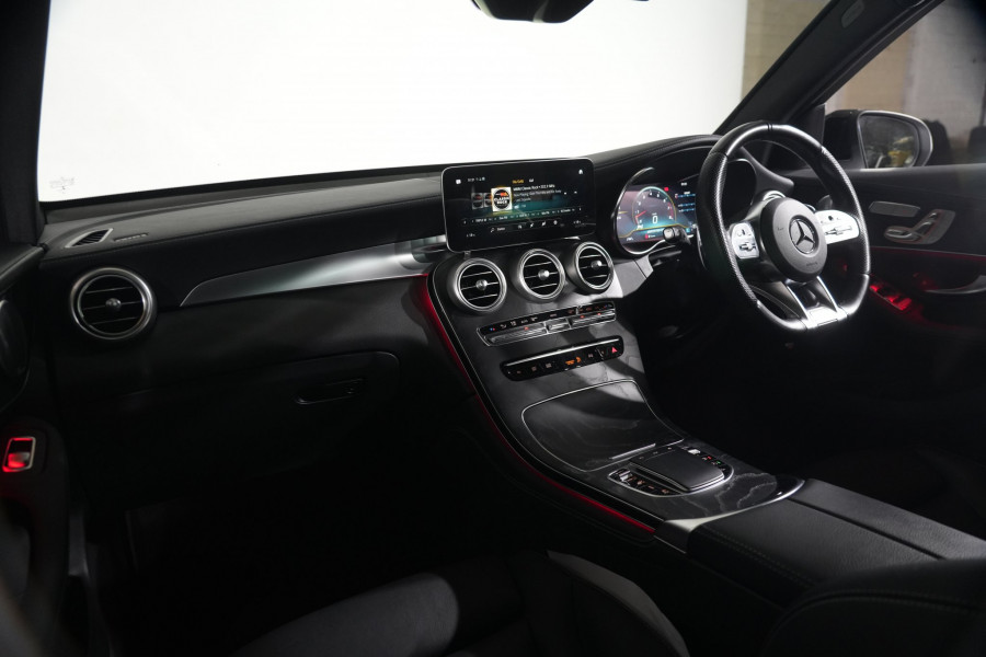 2020 Mercedes-Benz GLC-Class GLC43 AMG SUV Image 12