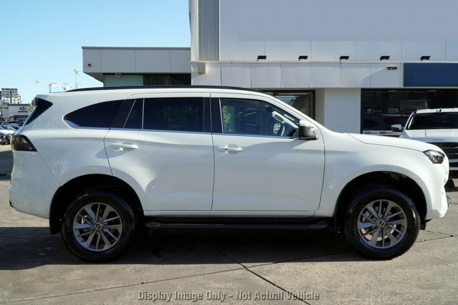 2026 MY25.5 Isuzu MU-X RJ LS-U SUV Image 16