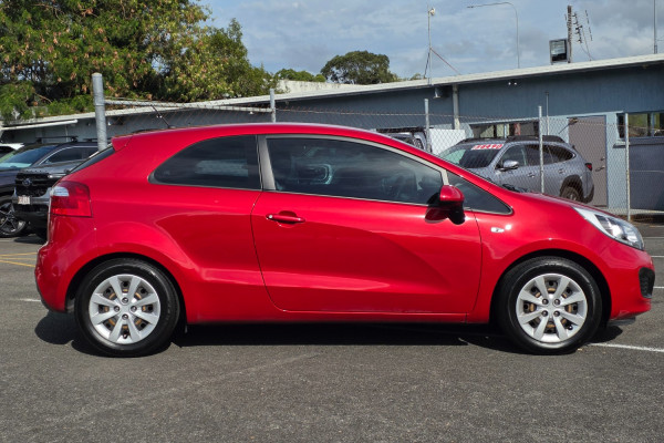 2013 Kia Rio UB S Hatch Image 11