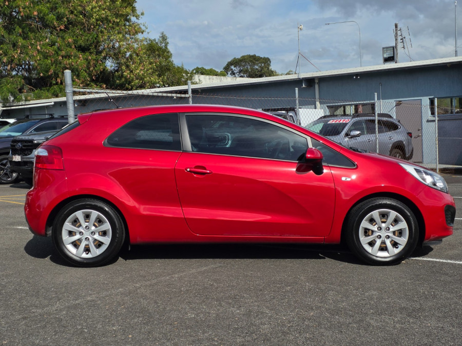2013 Kia Rio UB S Hatch Image 11