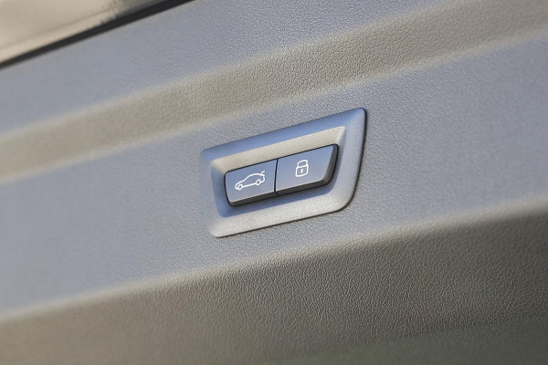 2024 BMW iX2 U10 eDrive20 M Sport SUV image 9