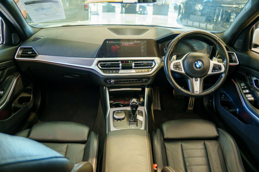 2022 BMW 3 Series G20 320i M Sport Sedan Image 16