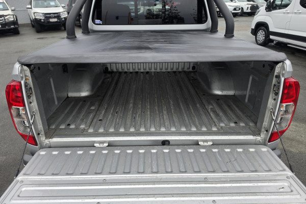 2015 Nissan Navara D23 ST Dual Cab Pickup Image 15