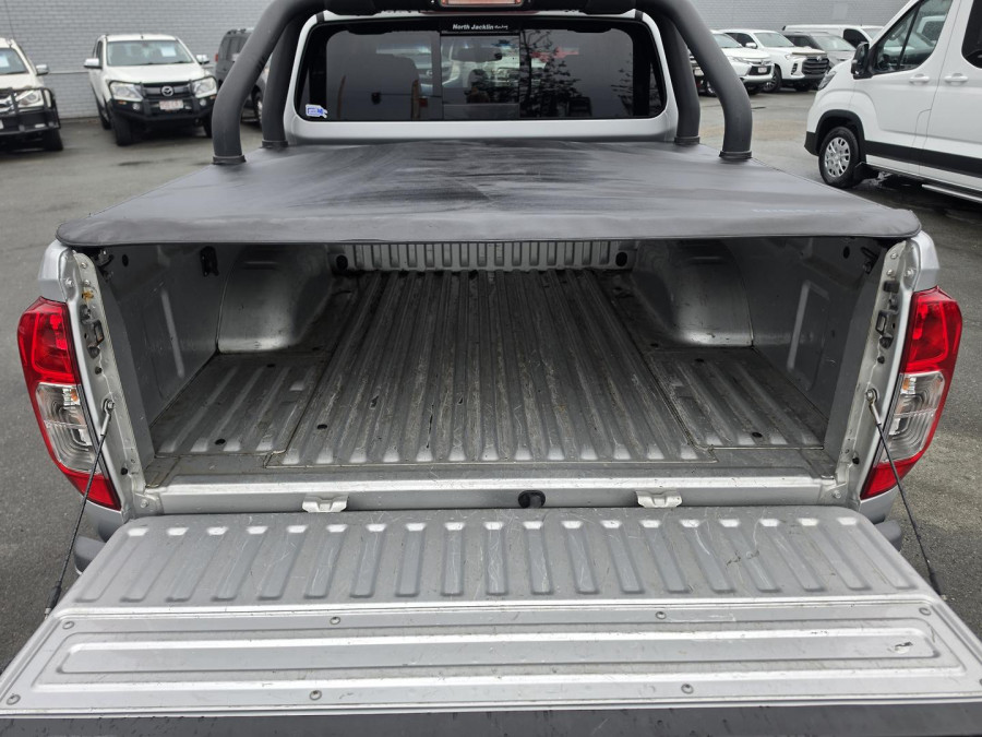 2015 Nissan Navara D23 ST Dual Cab Pickup Image 15
