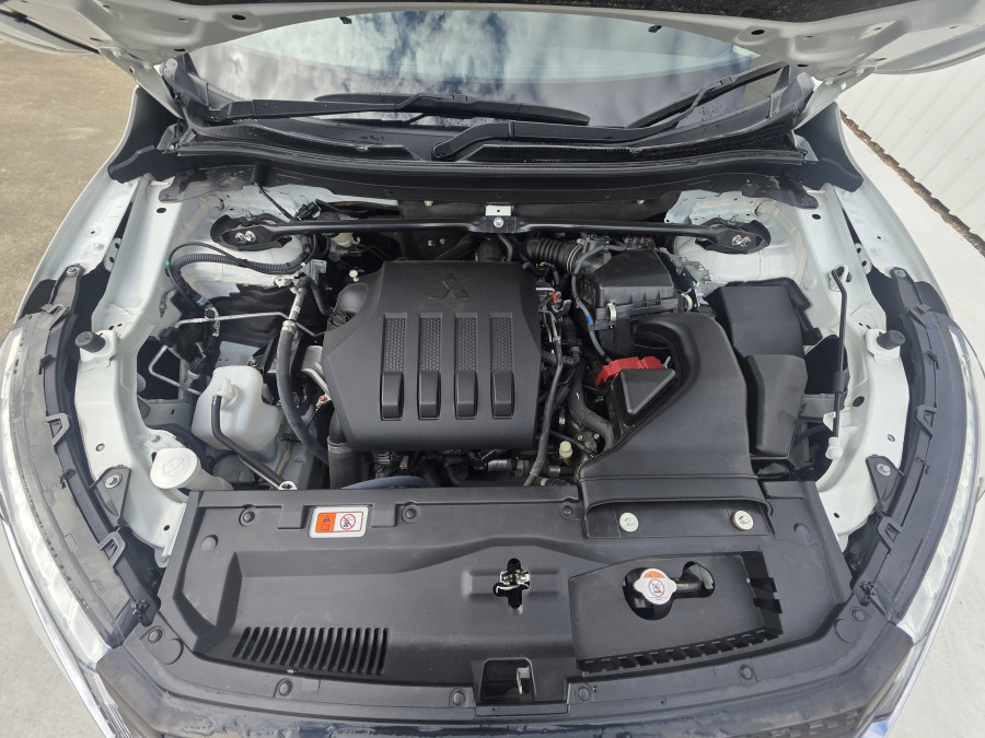 2024 Mitsubishi Eclipse Cross YB LS SUV Image 25