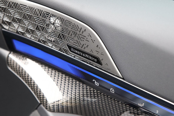 2025 BMW M5 G90  Sedan image 19