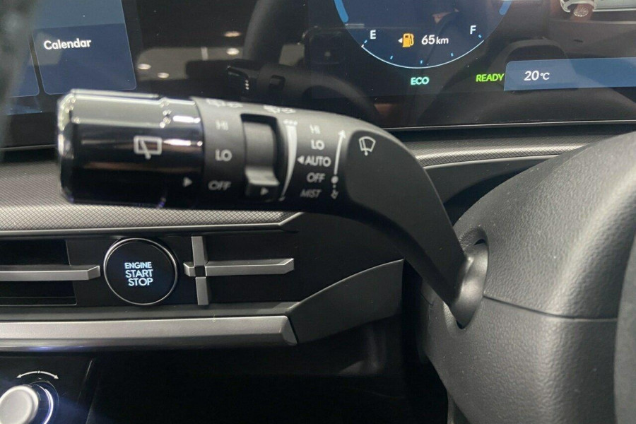 2024 MY25 Hyundai Santa Fe MX5.V1 Hybrid SUV Image 28