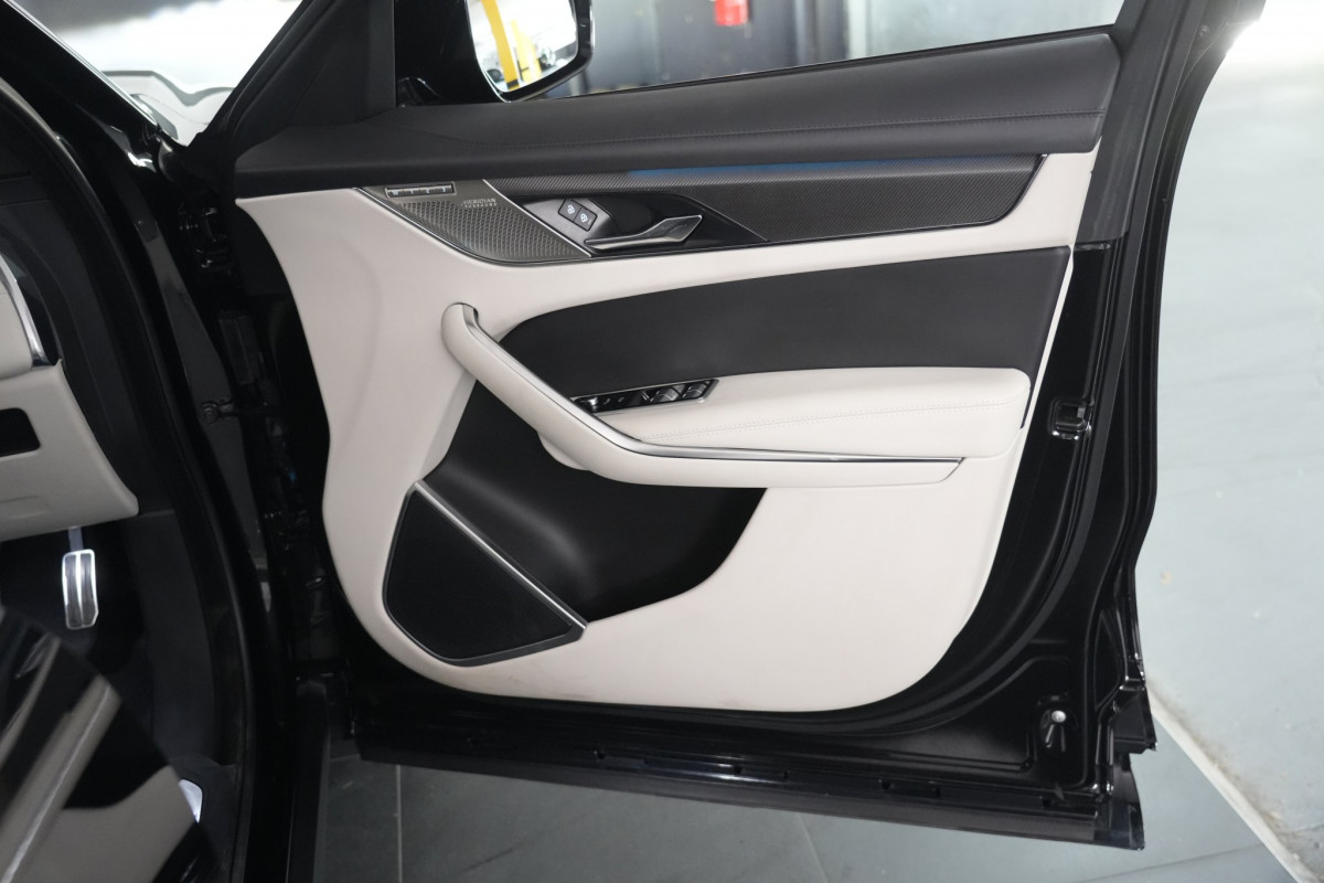 2024 Jaguar F-PACE SVR SUV