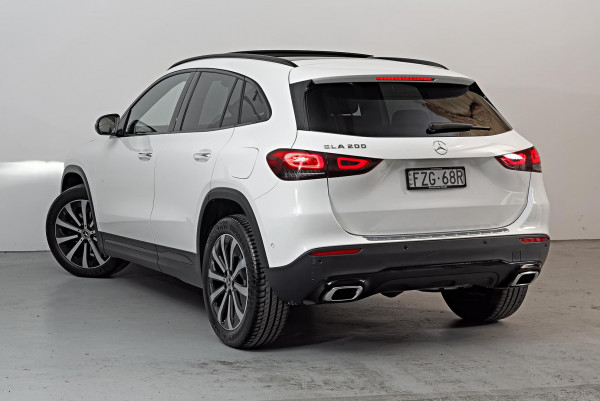2020 Mercedes-Benz GLA-Class H247 GLA200 SUV image 2