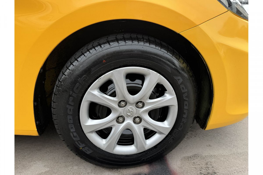 2014 Hyundai Accent RB2 Active Hatch Image 10