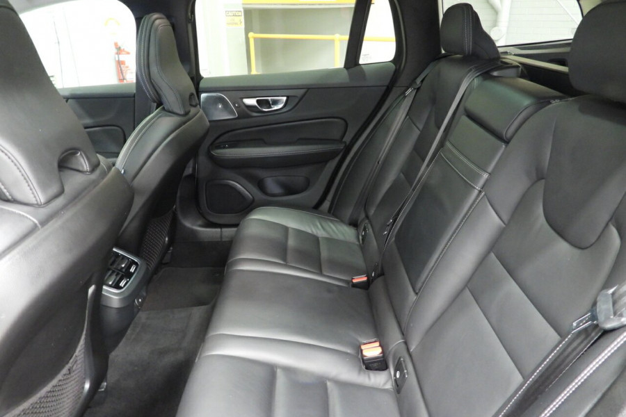 2021 MY22 Volvo V60 Cross Country Z Series B5 Convertible Image 21
