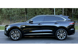 2021 MY21.25 Jaguar F-PACE X761 R-Dynamic S SUV