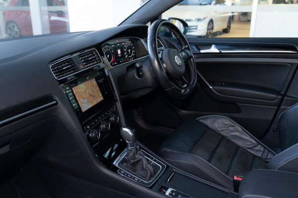 2017 MY18 Volkswagen Golf 7.5 R Hatch image 8