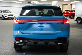 2025 MG HS AS33 Essence SUV