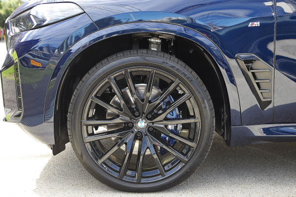 2025 BMW X5 G05 LCI xDrive30d M Sport SUV image 5