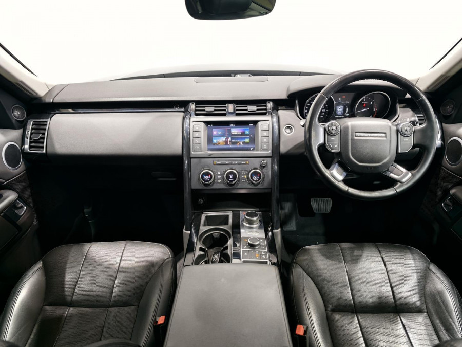 2017 Land Rover Discovery Series 5 SE SUV Image 10