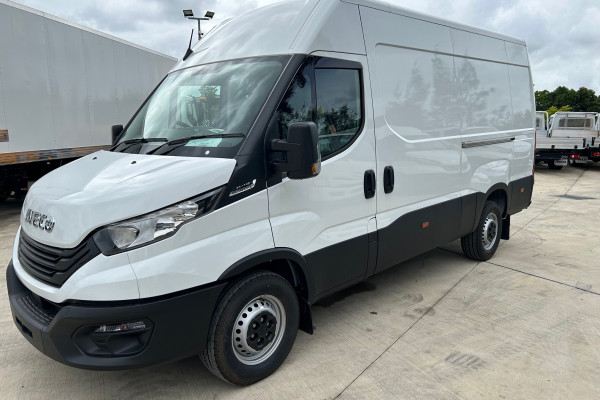 2023 MYon Iveco Daily E6 DAILY VAN 12m3 3520LWB 136HP Other