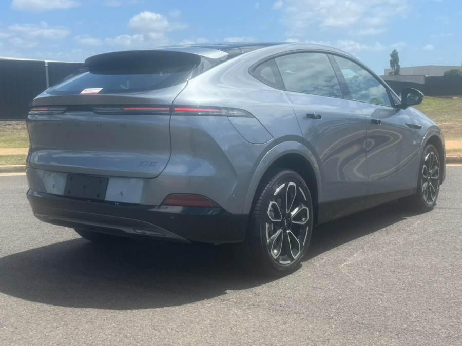 2026 XPeng G6  Long Range SUV Image 3