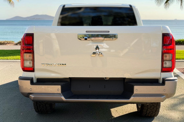 2025 Mitsubishi Triton MV GLS Ute Image 6