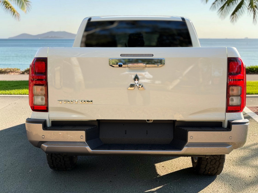 2025 Mitsubishi Triton MV GLS Ute Image 6