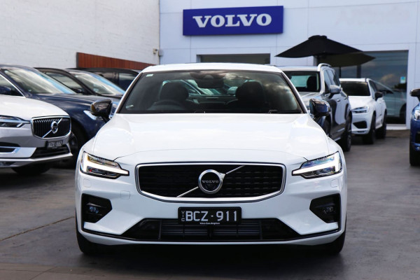 2020 Volvo S60 Z Series T5 R-Design Sedan Image 2