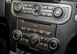 2016 Land Rover Discovery 2016 LAND ROVER DISCOVERY SDV6 LANDMARK AUTO 4D Suv