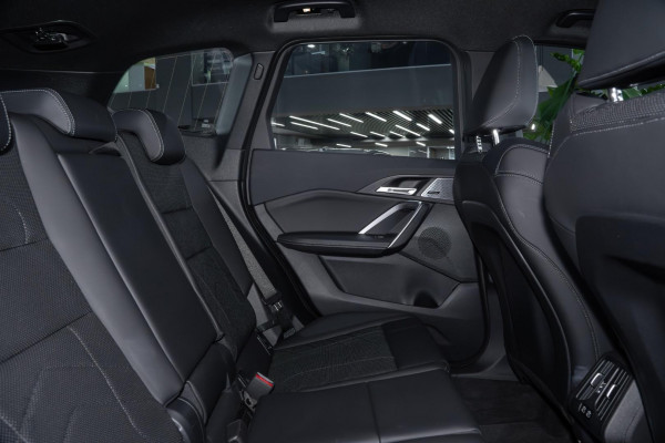 2025 BMW X1 U11 xDrive20i M Sport SUV image 9
