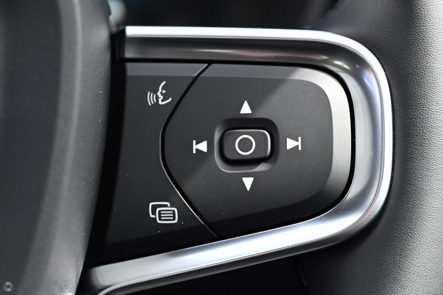 2024 MY25 Volvo XC40 XZ Black Edition SUV Image 13