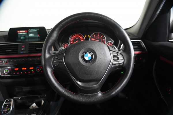 2018 BMW 3 Series 20d Sport Line Sedan Image 15