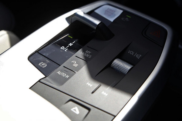 2025 BMW X1 U11 sDrive18i SUV image 18