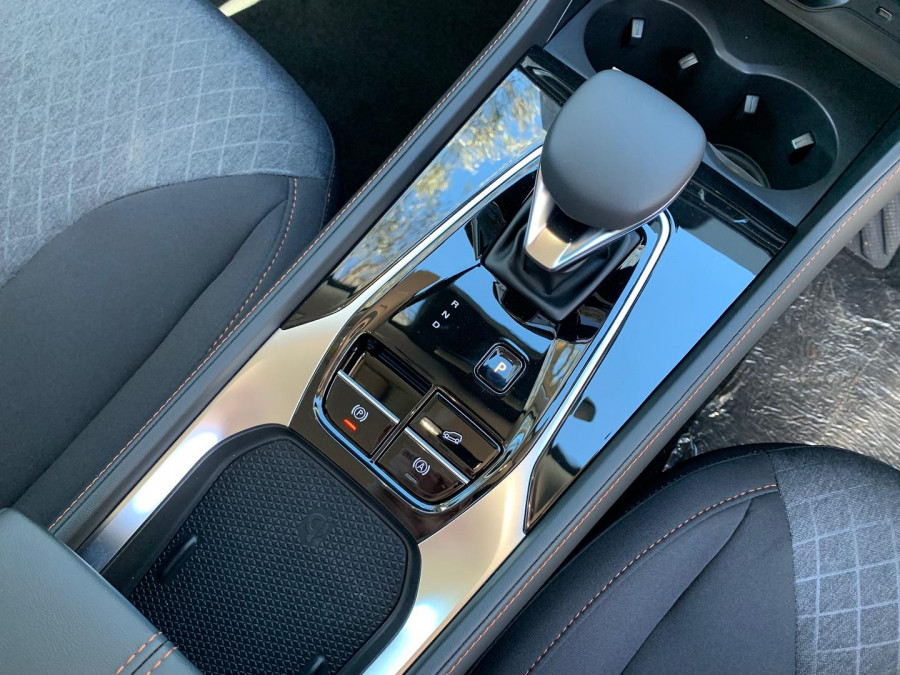 2025 MG HS AS33 Hybrid+ Excite SUV Image 12