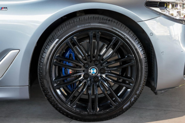 2019 BMW 5 Series G30 530i M Sport Sedan image 24