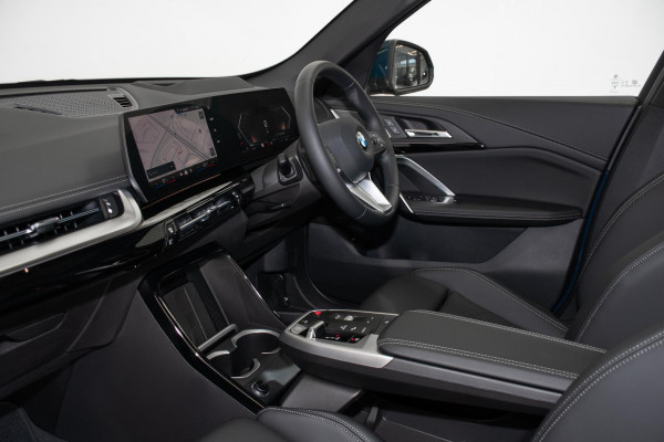 2025 BMW X1 U11 sDrive18i SUV image 8