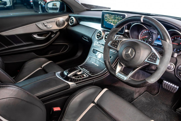 2017 Mercedes-Benz C-Class C205 C63 AMG S Coupe image 7