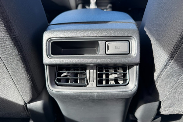 2025 MY25.5 Isuzu D-MAX RG SX High Ride Cab Chassis Image 13