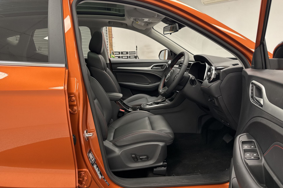 2023 MY24 MG ZST Essence SUV Image 20