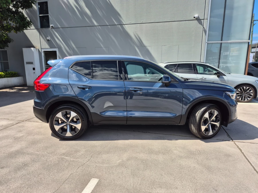 2025 MY26 Volvo XC40 XZ Plus B4 SUV Image 4