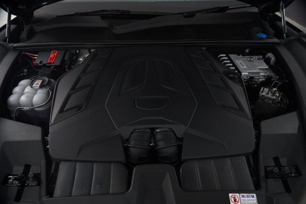 2024 Porsche Cayenne GTS SUV Image 27