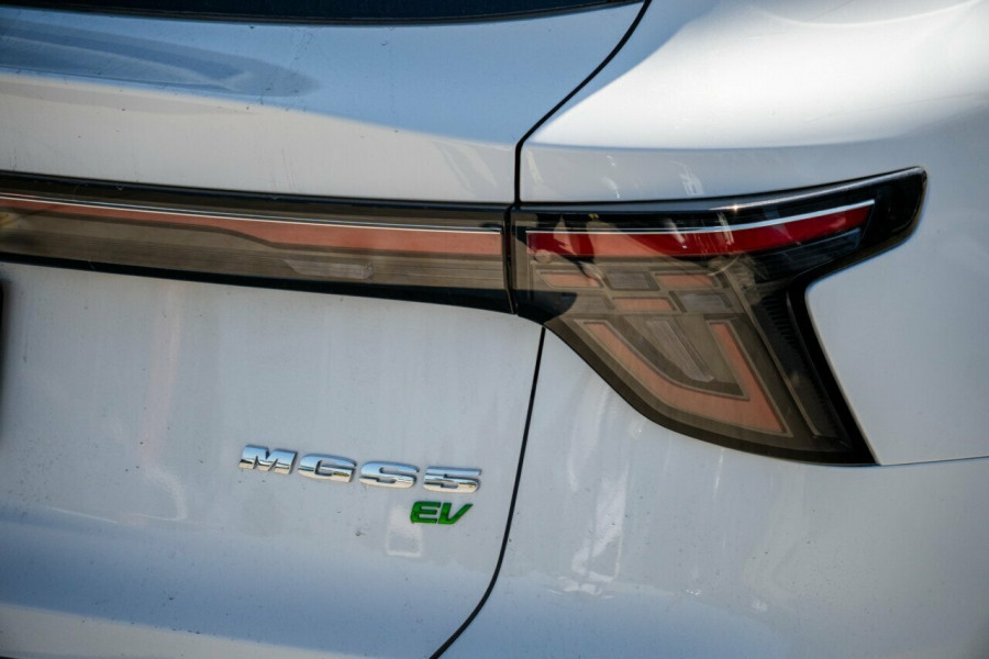 2026 MG MGS5 EV ZS3EM Essence 49 SUV Image 7