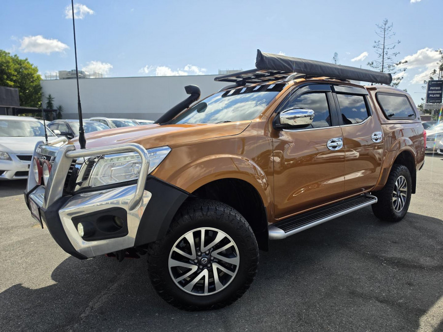 2015 Nissan Navara D23 ST-X Dual Cab Pickup Image 1