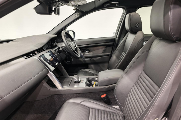 2025 MY25.5 Land Rover Discovery Sport L550 P250 Dynamic SE SUV Image 26