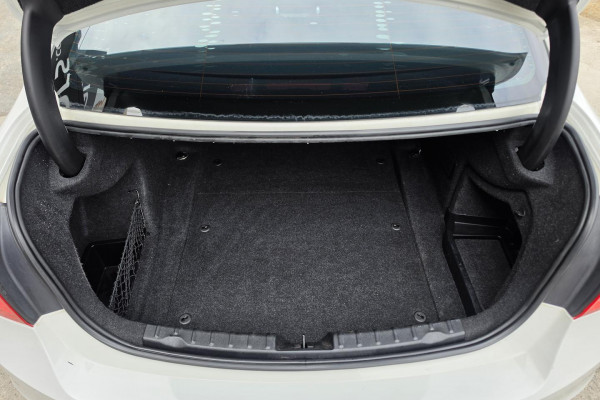 2012 BMW 3 Series F30 320d M Sport Sedan Image 14