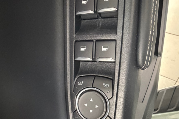 2026 MY26.5 Ford Everest UB Platinum SUV Image 11