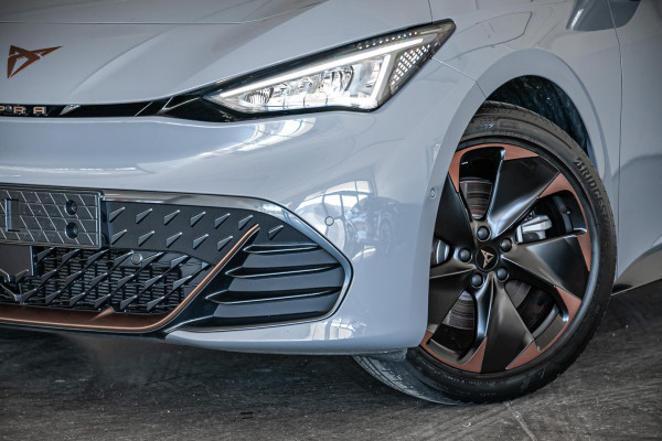 2023 Cupra Born K1  Hatch
