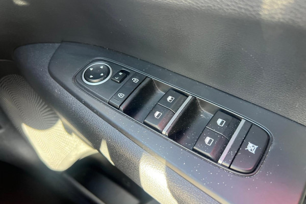 2023 MY24 Kia Cerato BD S Hatch Image 22